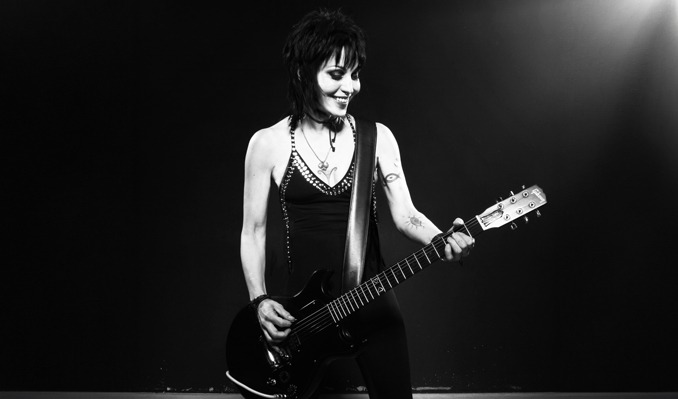 Joan Jett Net Worth 